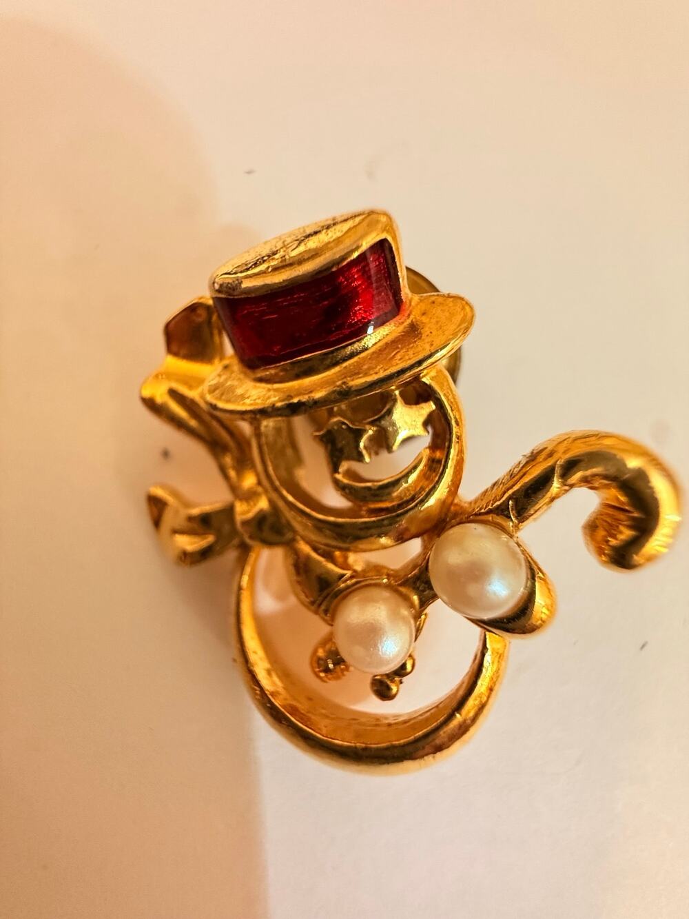 Christmas Gold Tone Snowman Faux Pearl Tack Pin